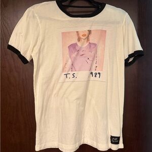 Taylor Swift Cream and Black Graphic Tee
